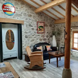 https://mont2roux.hotels-rhonealpes.com